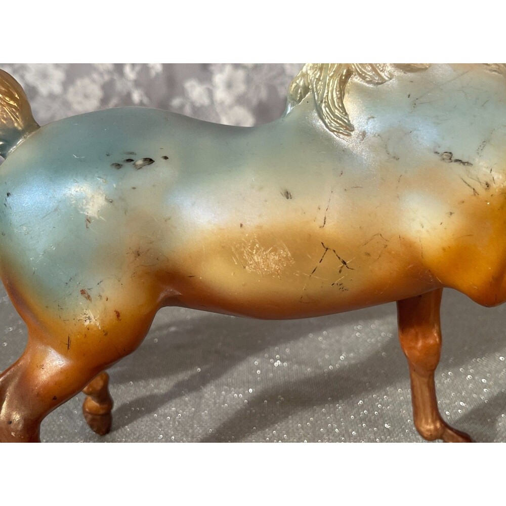 Vintage 2000s Breyer Carpe Diem Millennium Horse Metallic Gold - Picture 5 of 6